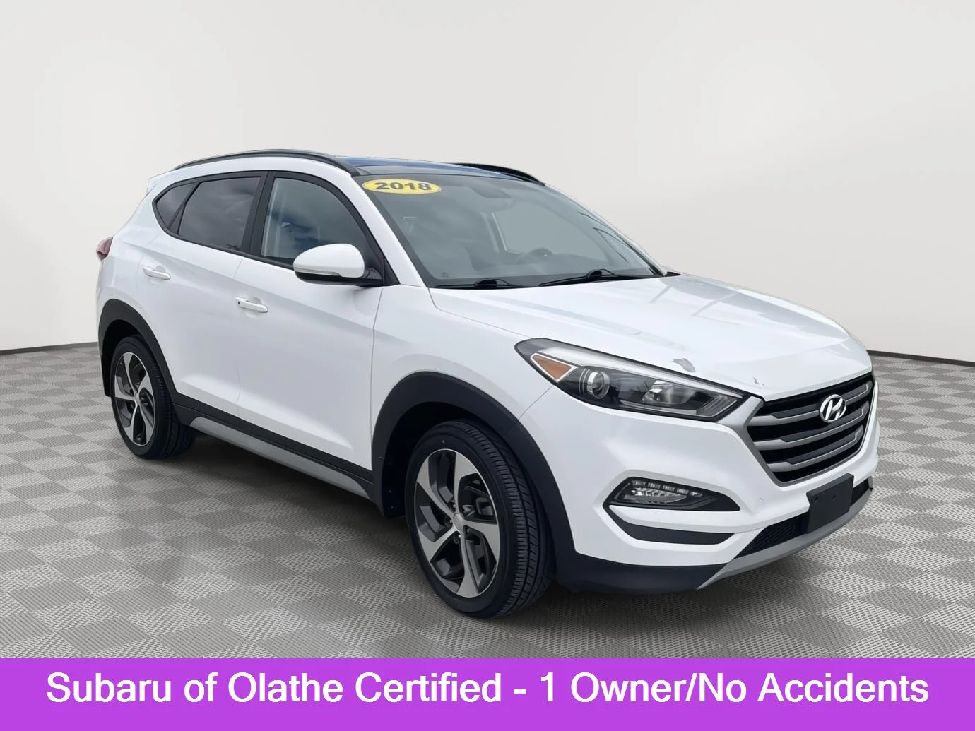 Used 2018 Dazzling White Hyundai Value image 1
