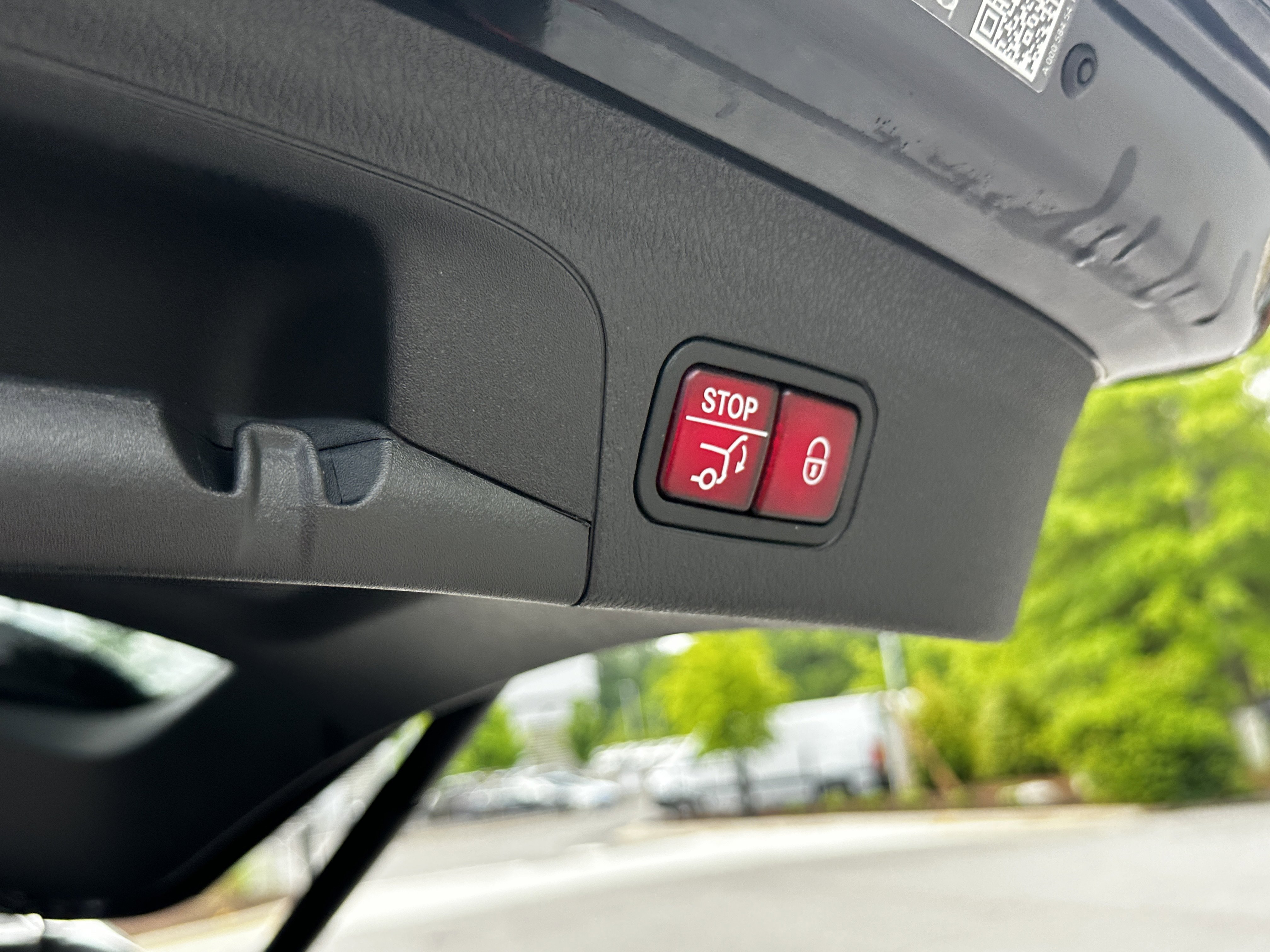 Certified Used 2022 Black Mercedes-Benz GLE 350 image 22