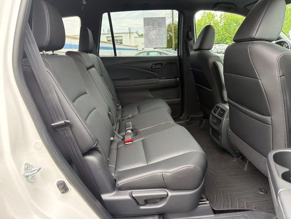 2023 Honda Passport EX-L - Photo 23
