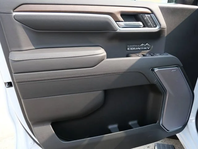 2026 Chevrolet Silverado 1500 High Country - Photo 10