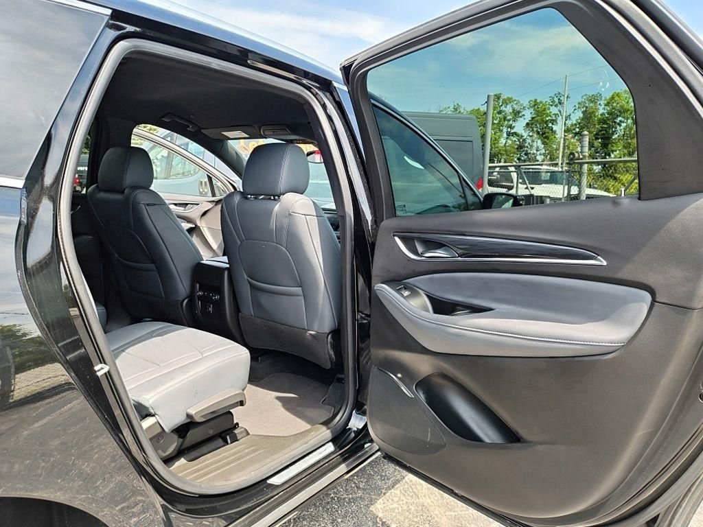 Used 2024 Black Buick Essence image 36