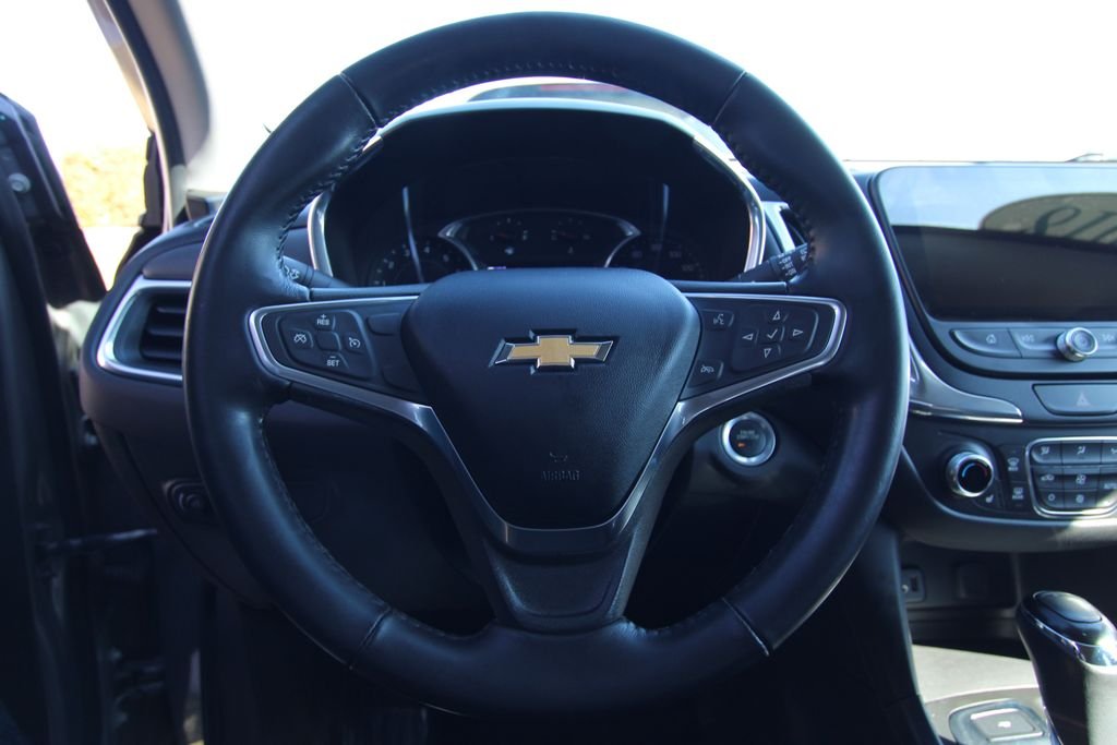 Used 2018 Gray Chevrolet LT image 18