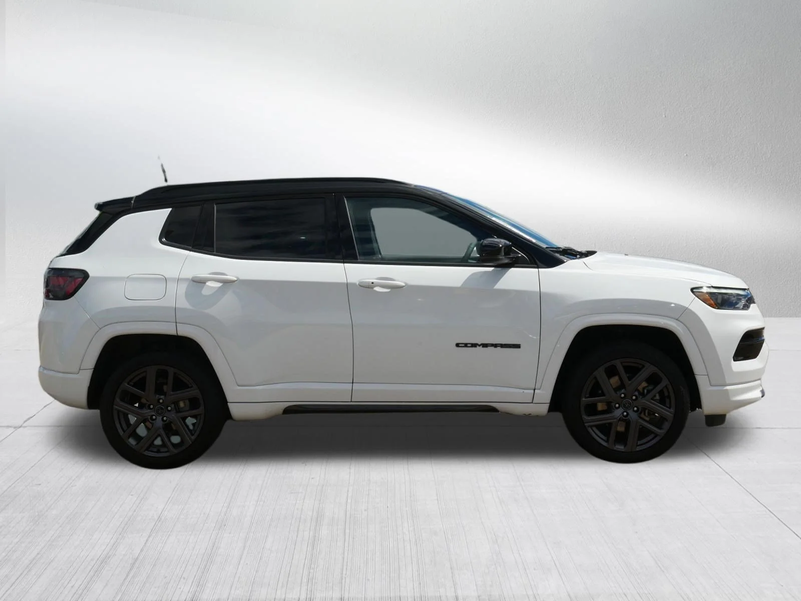 Used 2025 Bright White Clearcoat Jeep Limited image 8