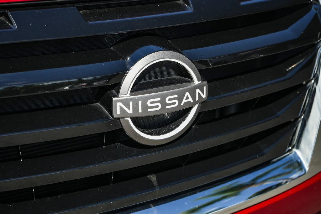 Used 2024 Red Nissan SV image 9