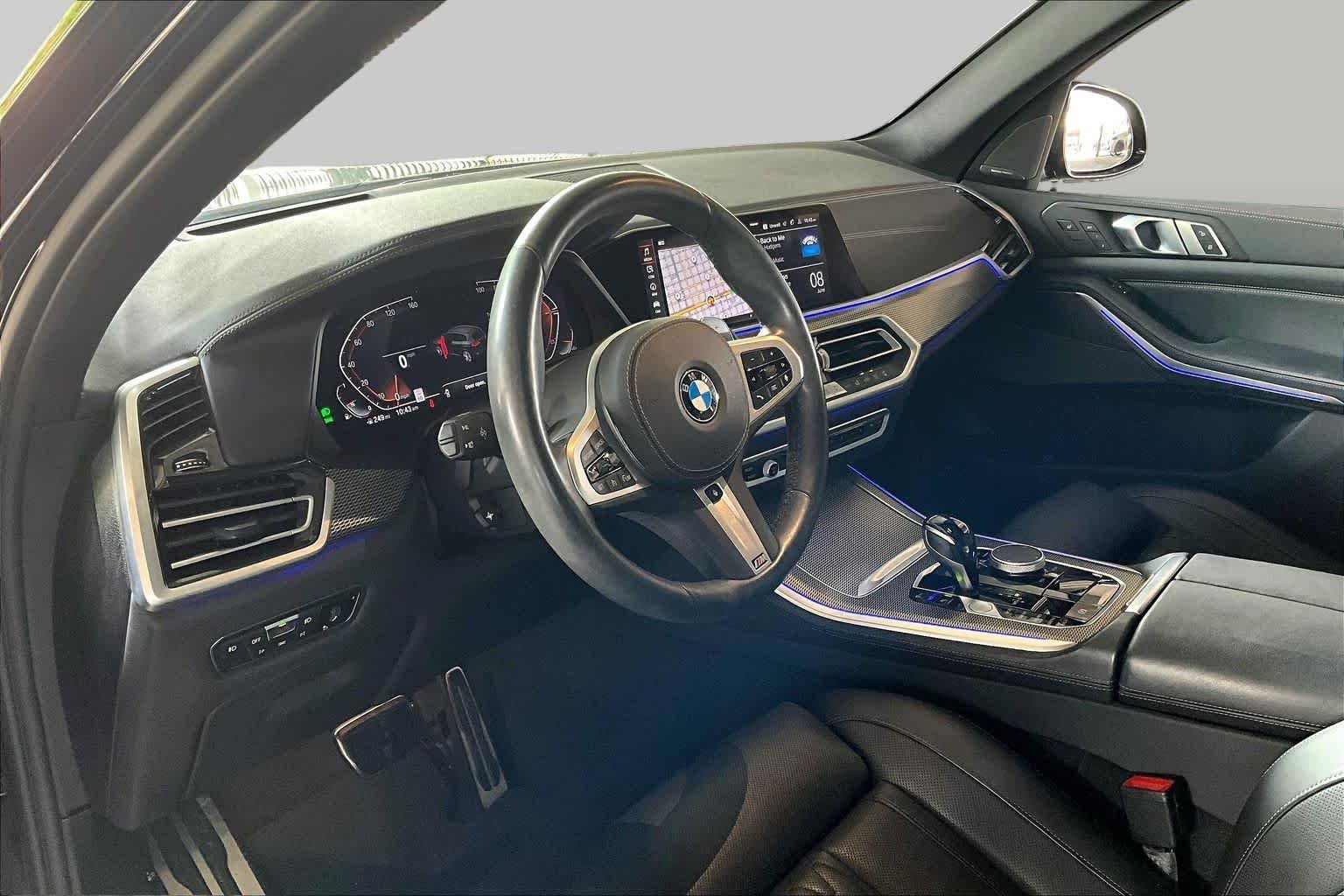 Used 2021 Black Sapphire Metallic BMW sDrive40i image 16
