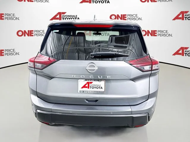 Used 2025 Gray Nissan SV image 6