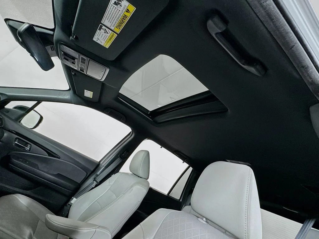 Used 2019  Honda Elite image 15
