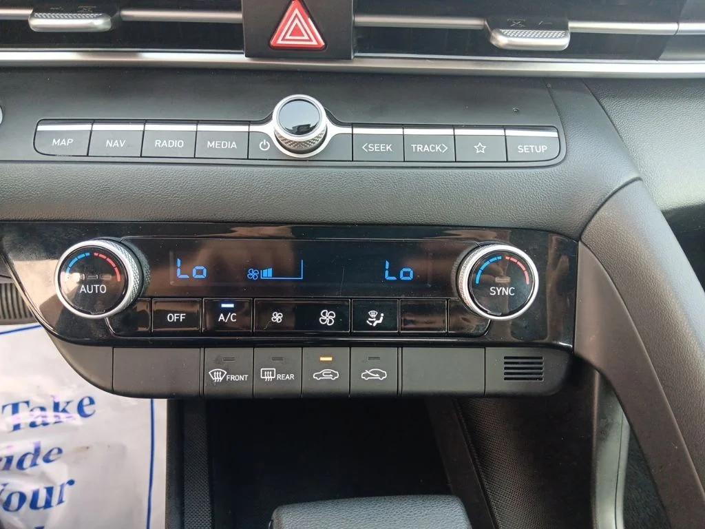 Used 2024 Fluid Metal Hyundai SEL image 22