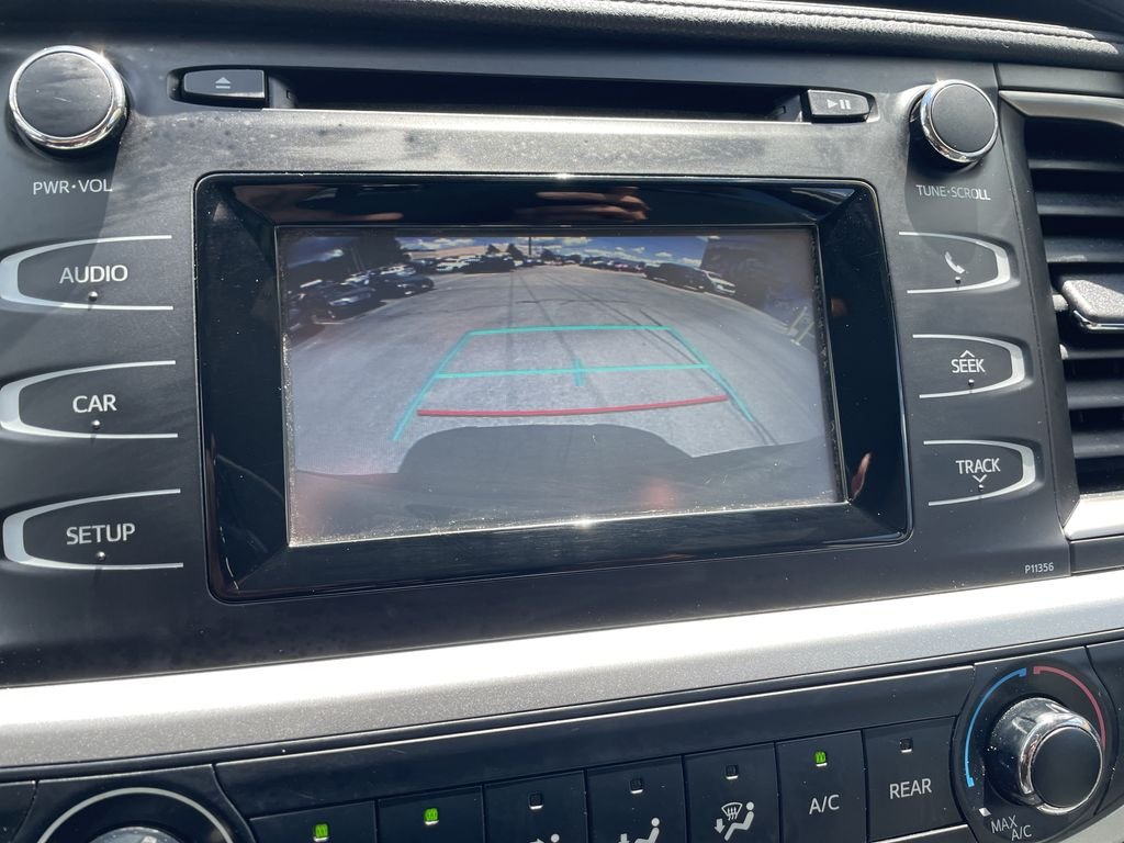 Used 2018 Gray Toyota LE image 19