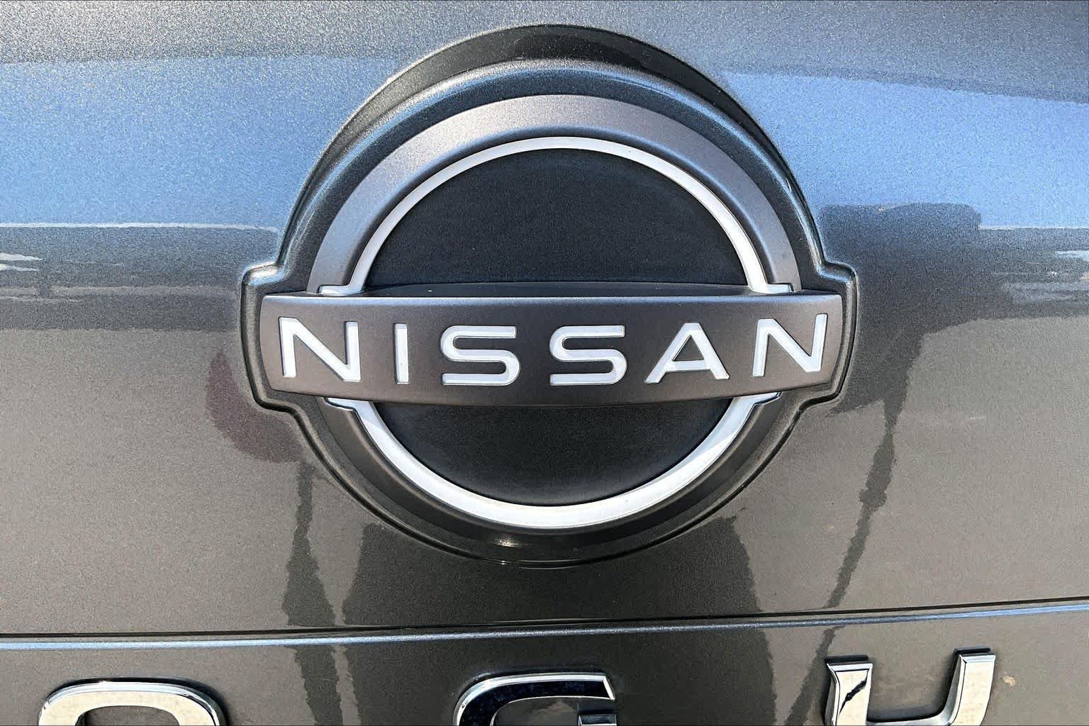 Used 2023 Gun Metallic Nissan SV image 31