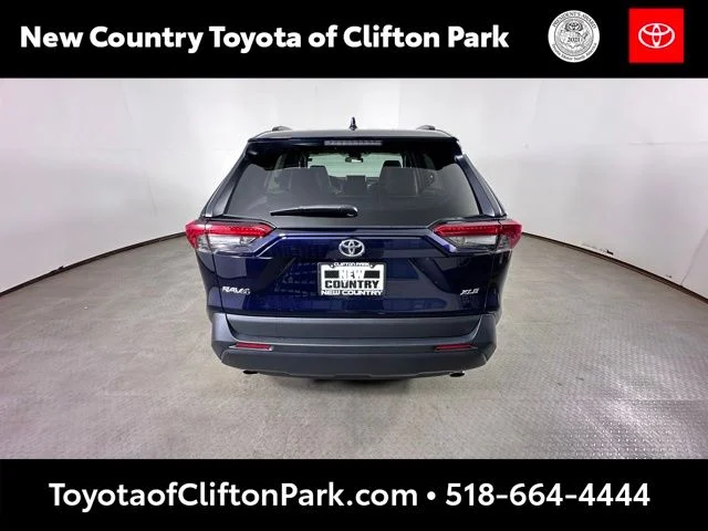 Used 2023 Blue Toyota XLE Premium image 4
