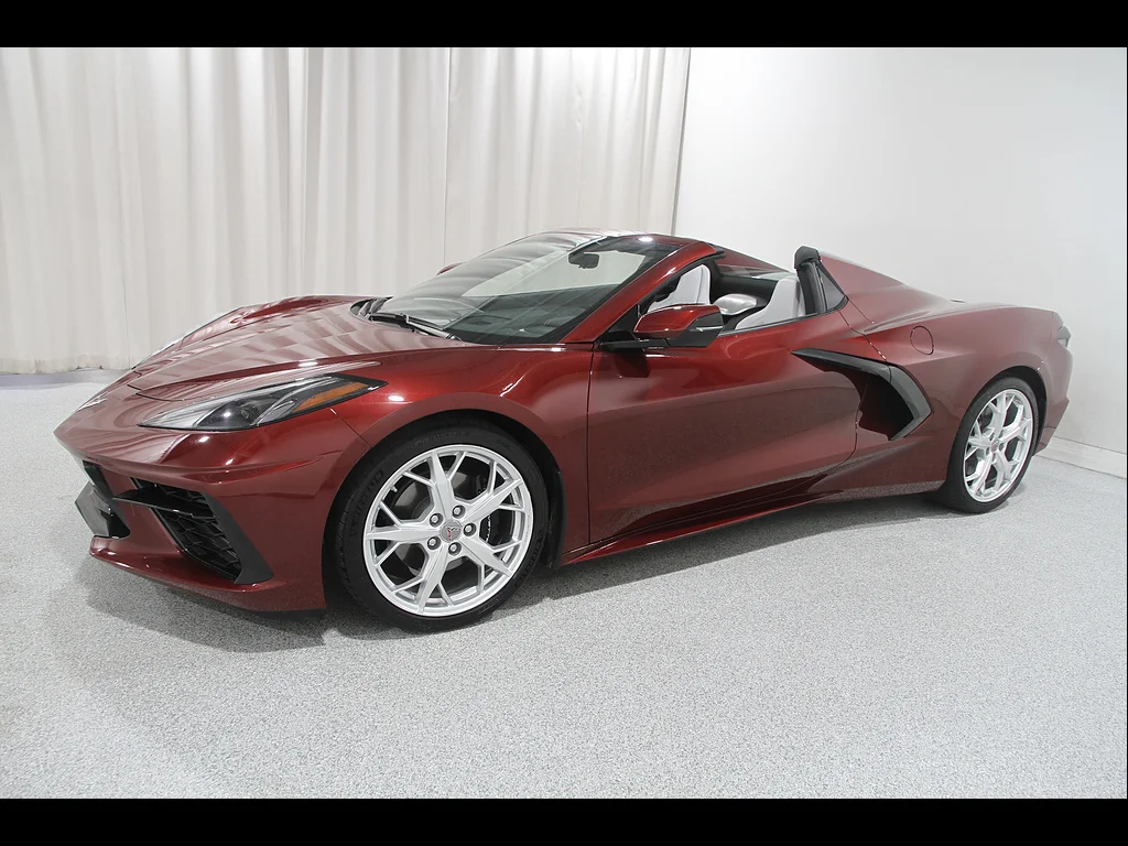 Used 2020 Long Beach Red Metallic Tintcoat Chevrolet Stingray image 4