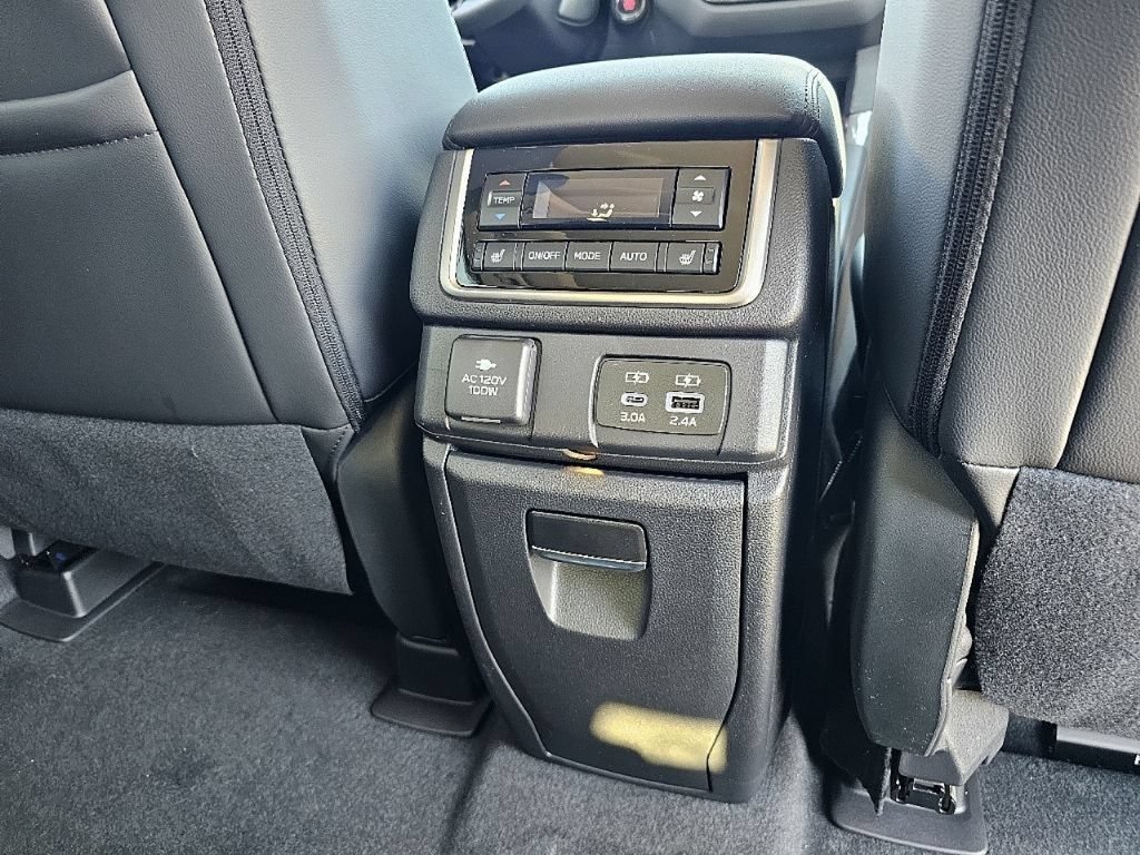 2026 Subaru Ascent Onyx Edition-Touring - Photo 13