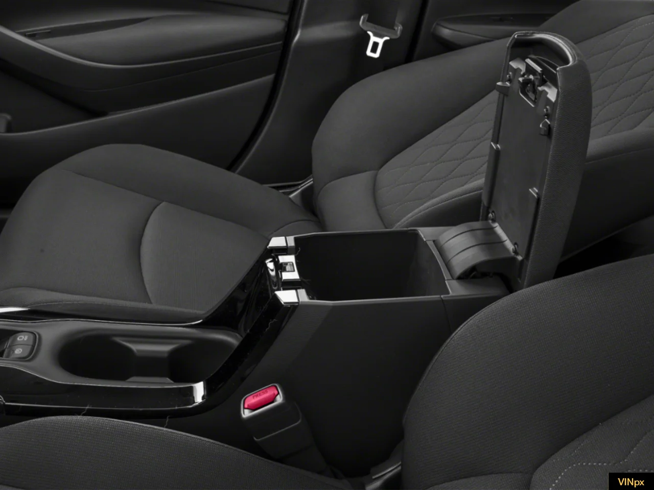 Used 2022 Wind Chill Pearl Toyota LE image 12