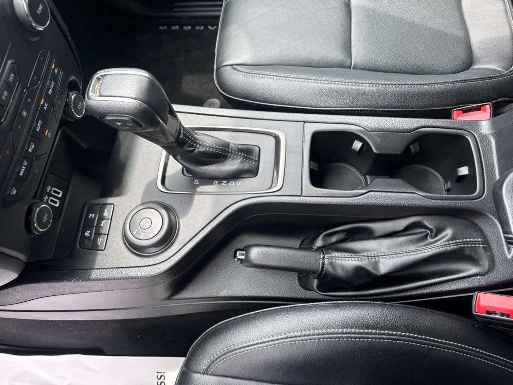 Certified Used 2019 Blue Ford Lariat image 24