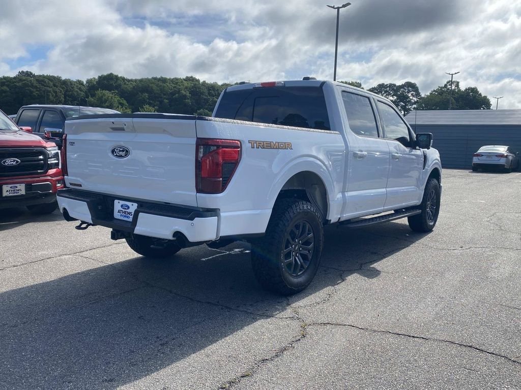 New 2026 Oxford White Ford Tremor® image 3