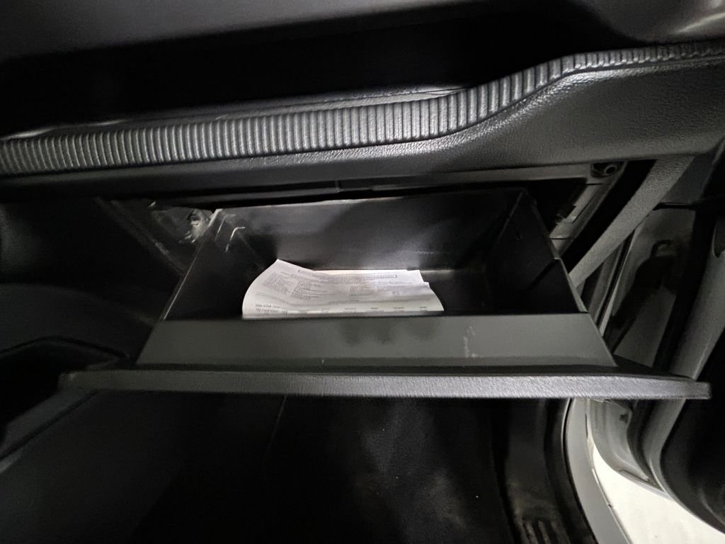 Used 2024 White Ford XLT image 28