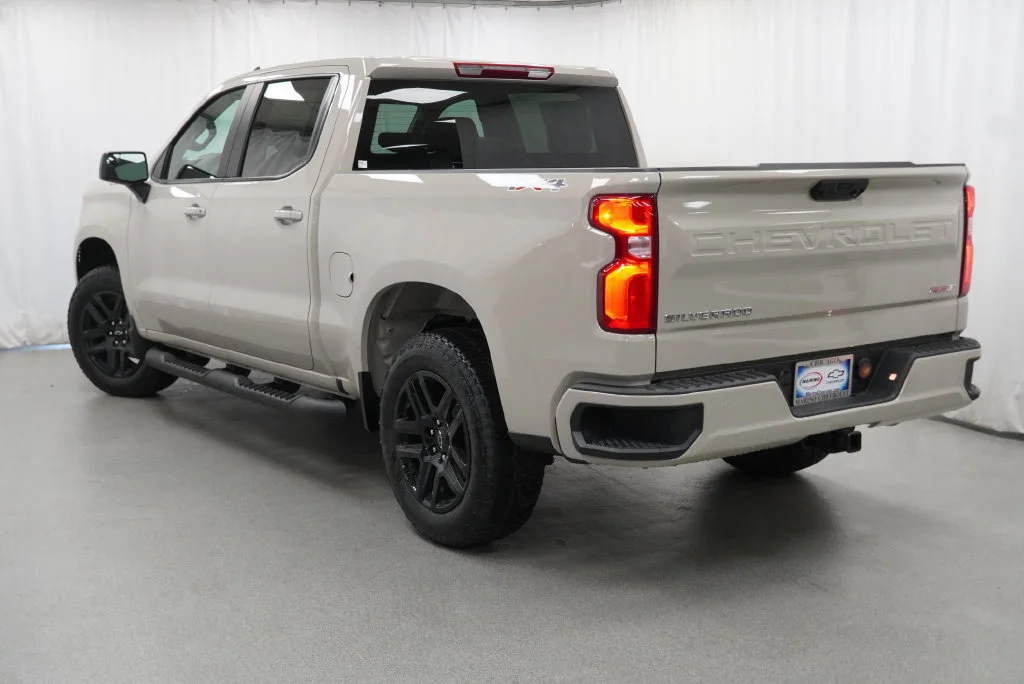 New 2026 White Sands Chevrolet RST image 37