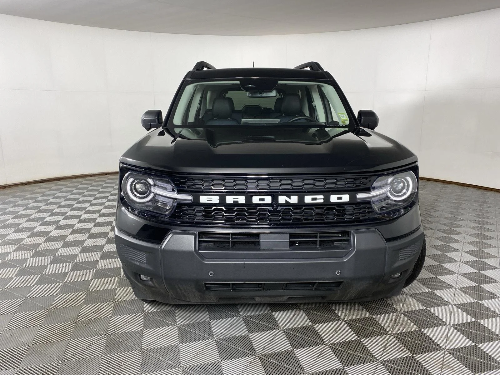 Used 2025 Shadow Black Ford Outer Banks image 2