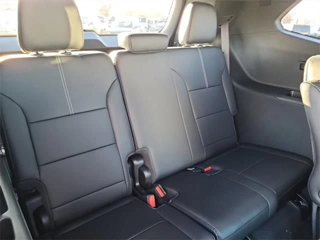 2026 GMC Acadia Elevation - Photo 19