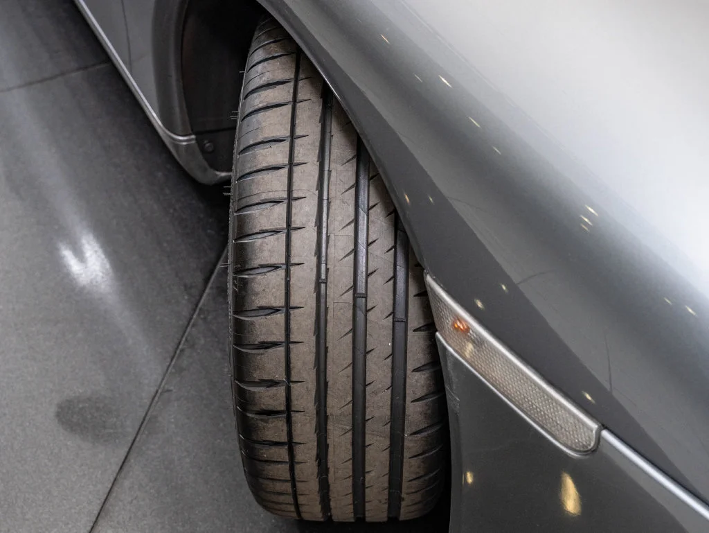 Used 2002 Seal Grey Metallic Porsche Carrera image 45