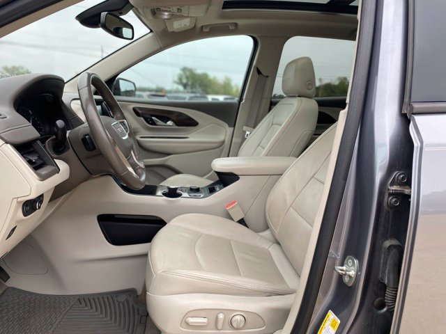 Used 2018 Gray GMC Denali image 21