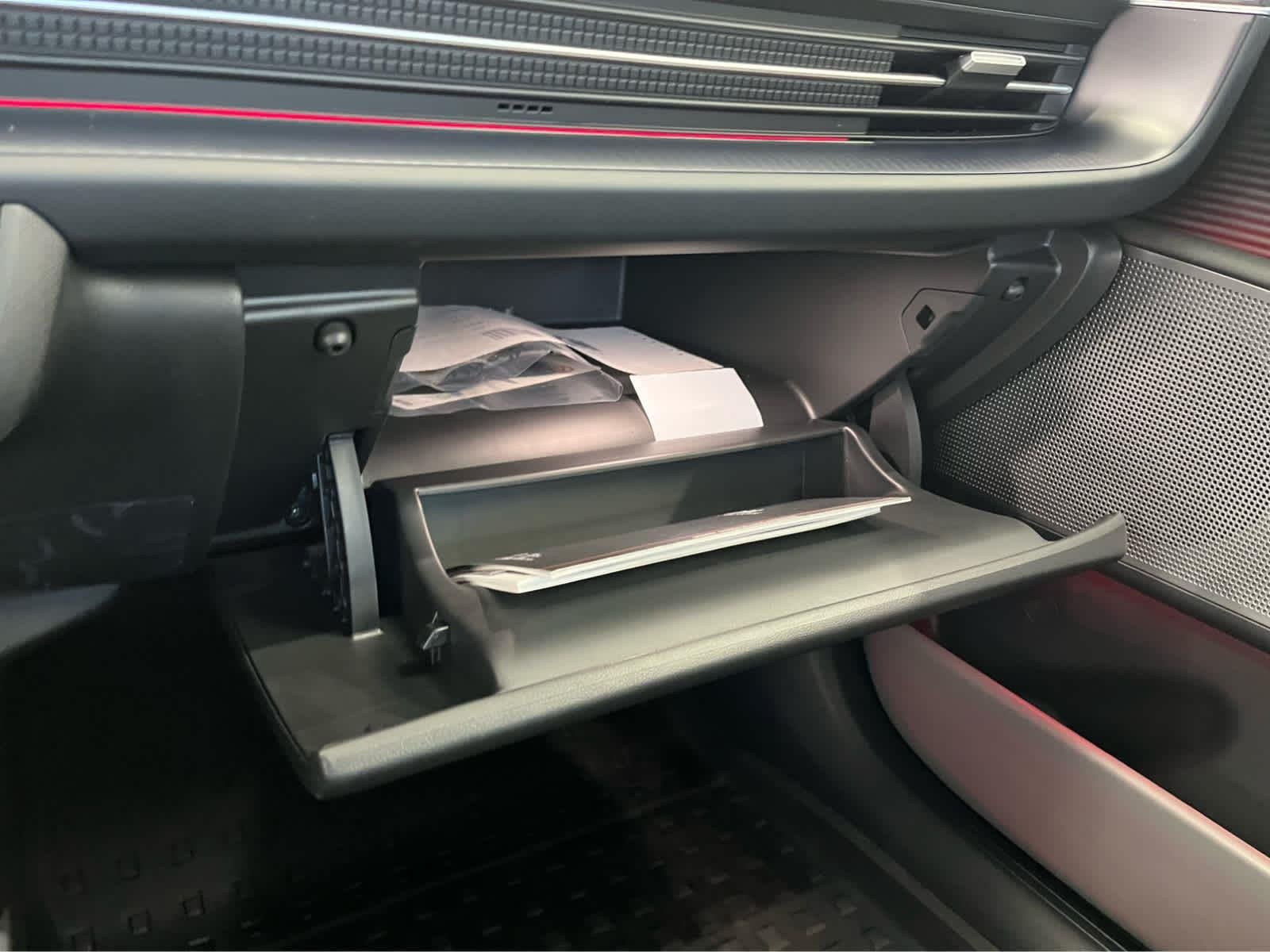 Used 2025 Gravity Gold Matte Hyundai SEL image 22