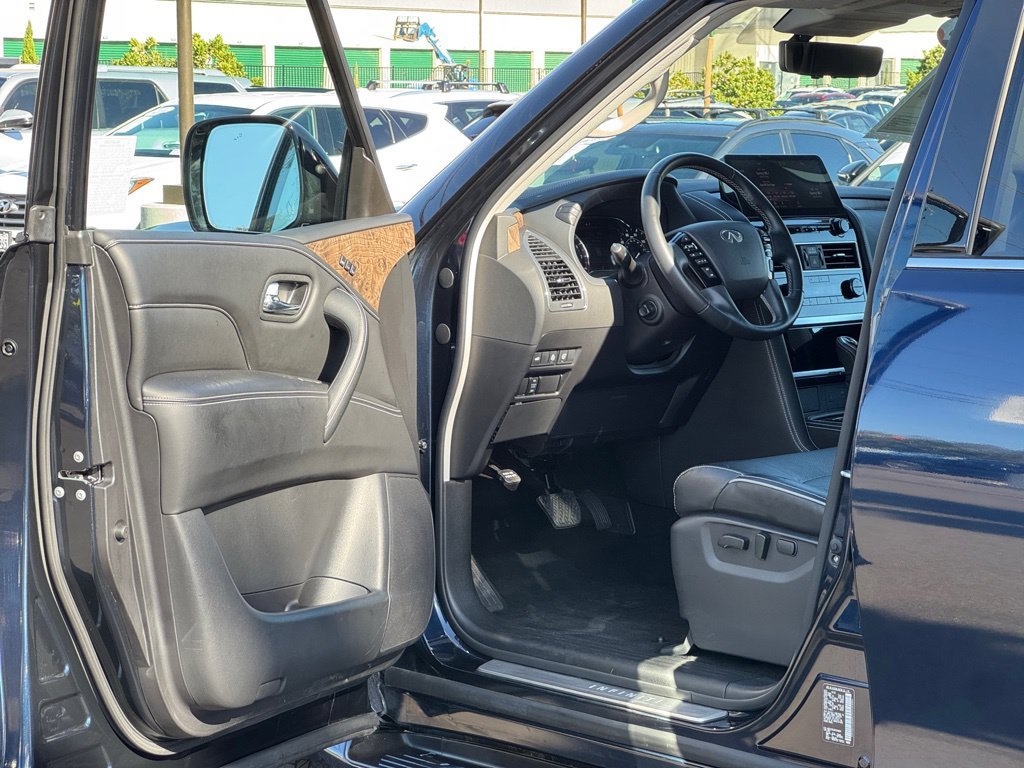 Used 2024 Blue INFINITI Premium Select image 8