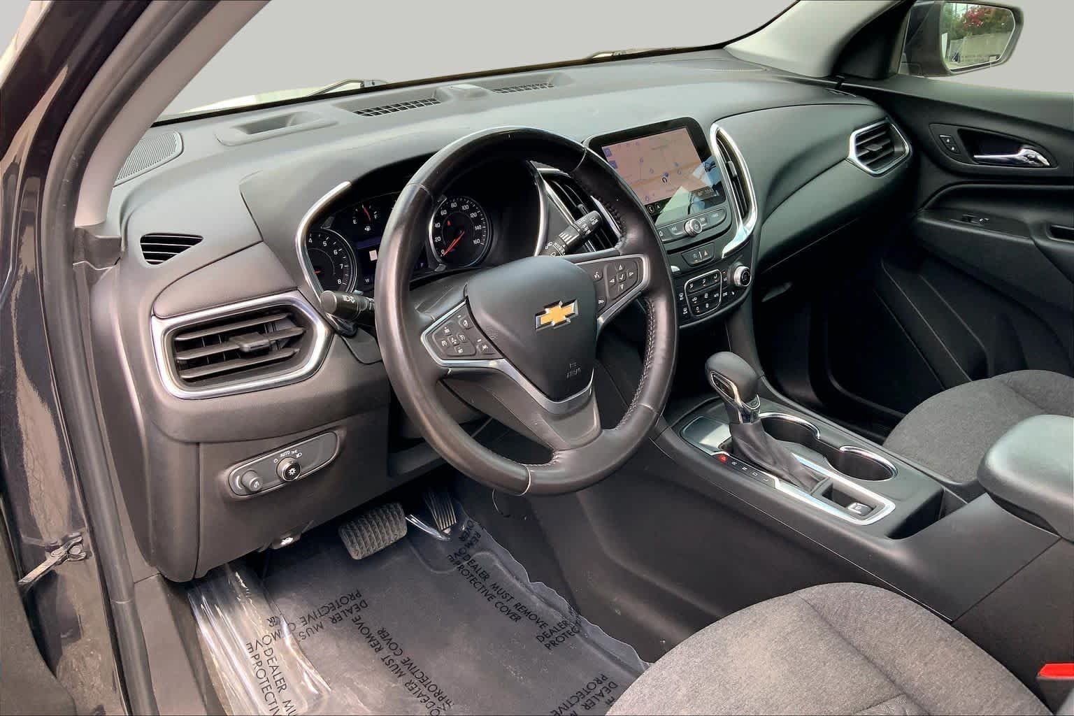 Used 2022 Iron Gray Metallic Chevrolet LT image 18