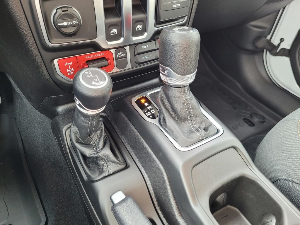 2026 Jeep Wrangler 2-Door Willys - Photo 10