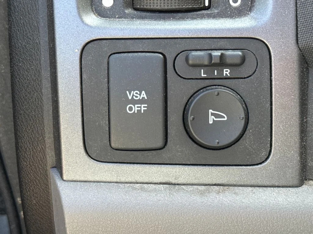 Used 2007 Glacier Blue Metallic Honda EX-L image 29