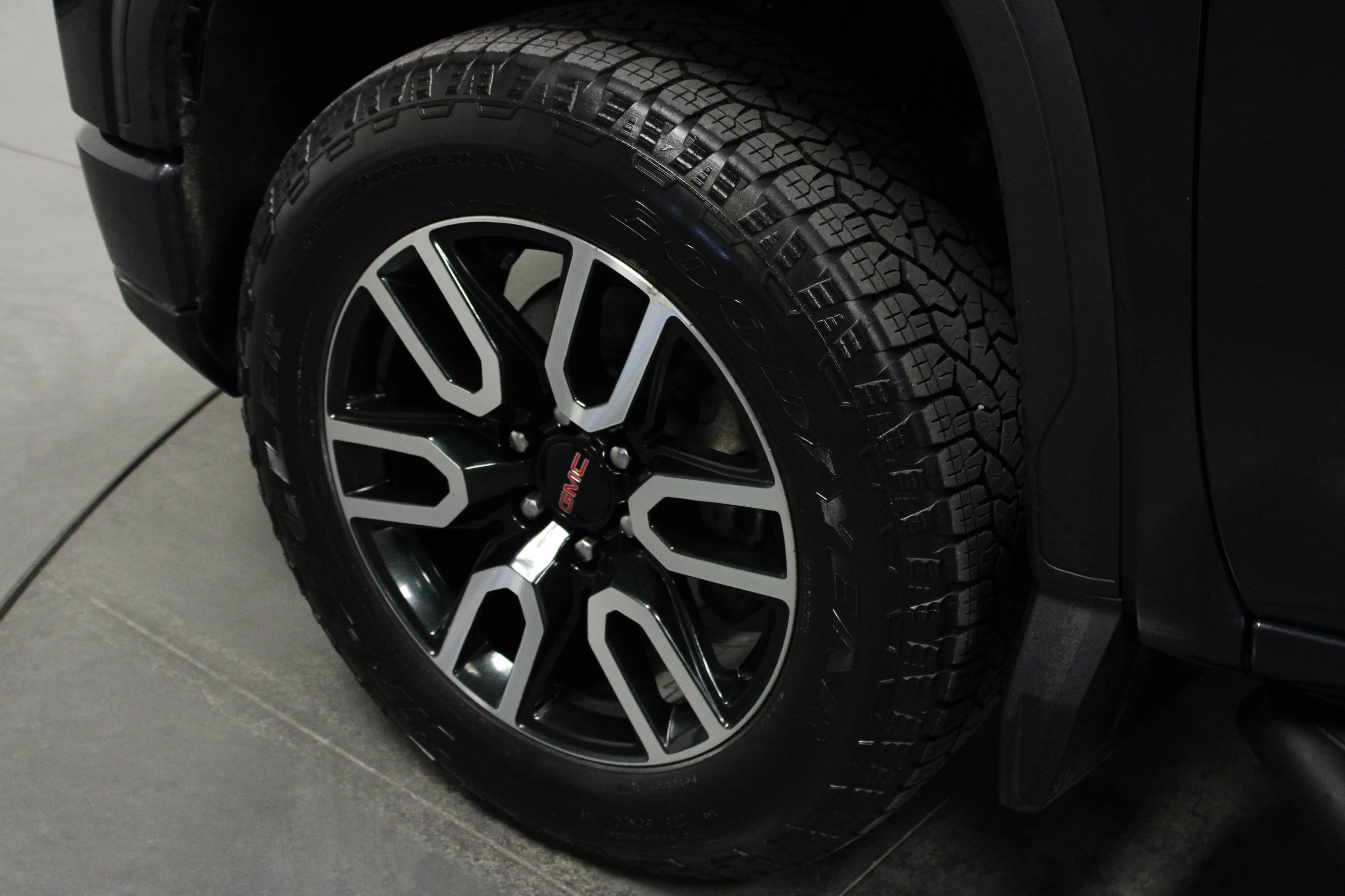 Used 2023 Titanium Rush Metallic GMC AT4 image 10