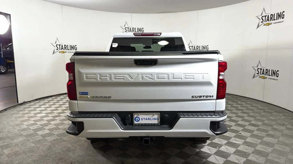 Used 2024 Summit White Chevrolet Custom image 8