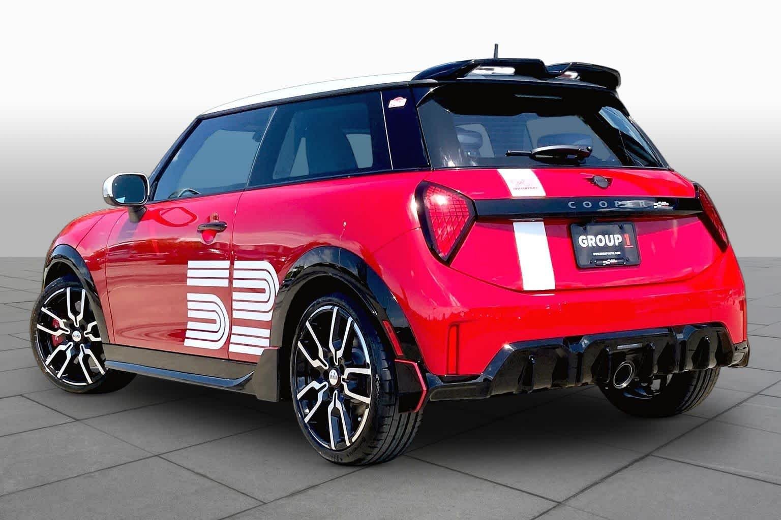 New 2026 Chili Red II MINI Iconic image 12