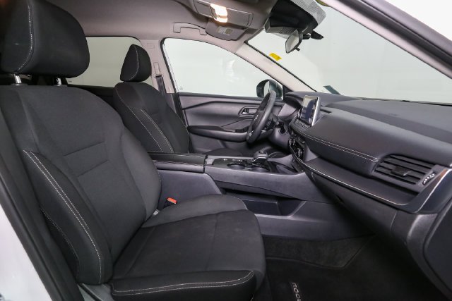 Used 2024 White Nissan S image 14