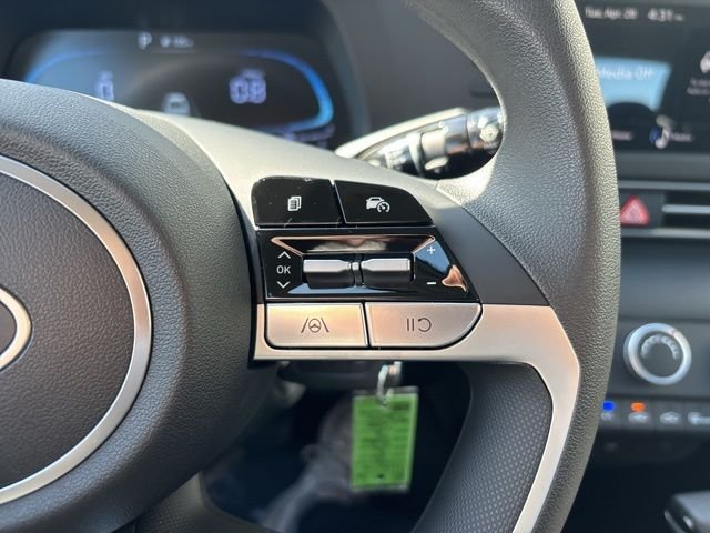 New 2026 White Hyundai SE image 19