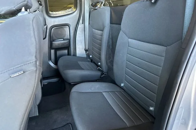 Used 2020 Silver Ford XLT image 11