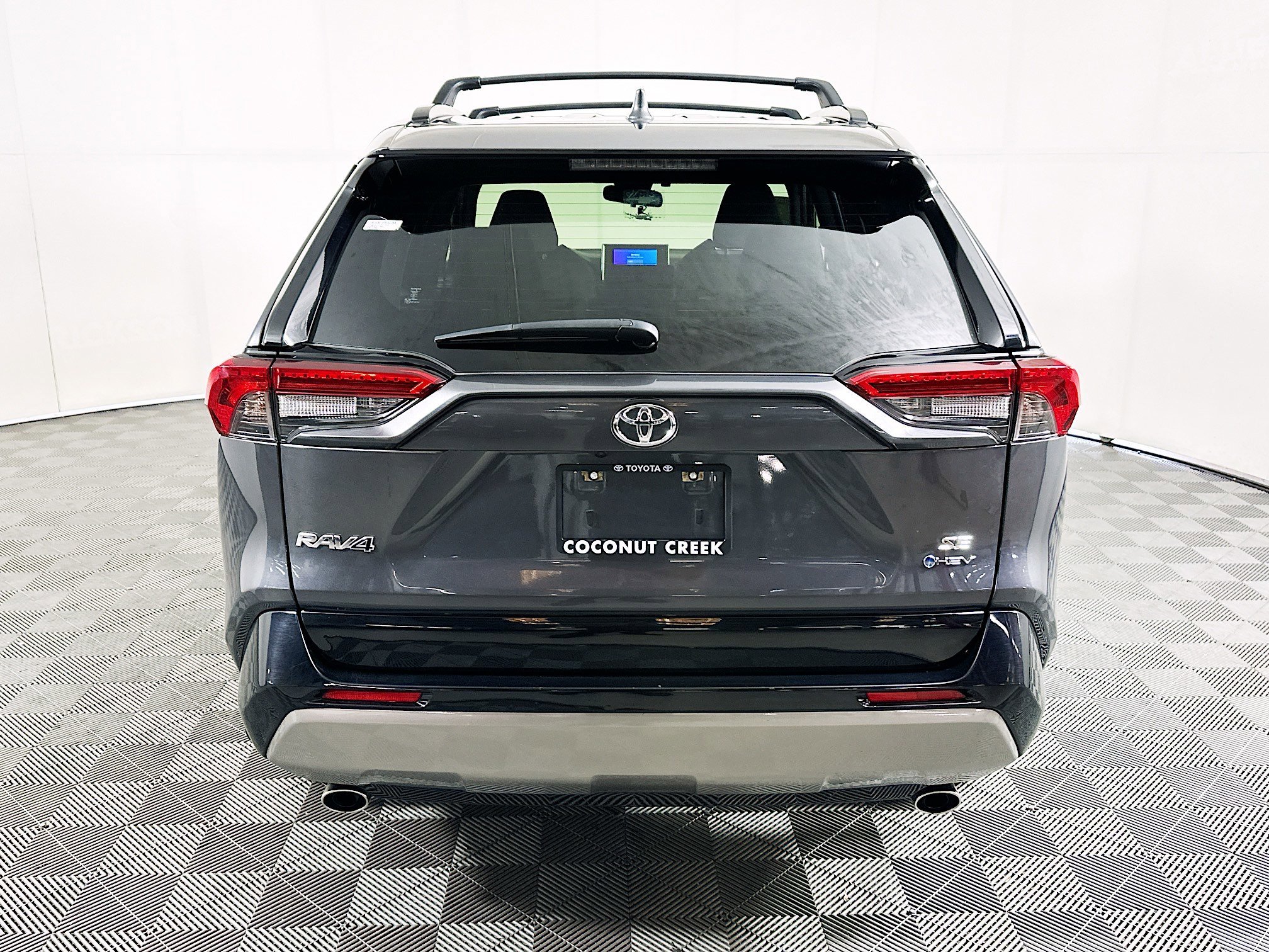 Used 2025 Magnetic Gray Metallic Toyota Hybrid SE image 4