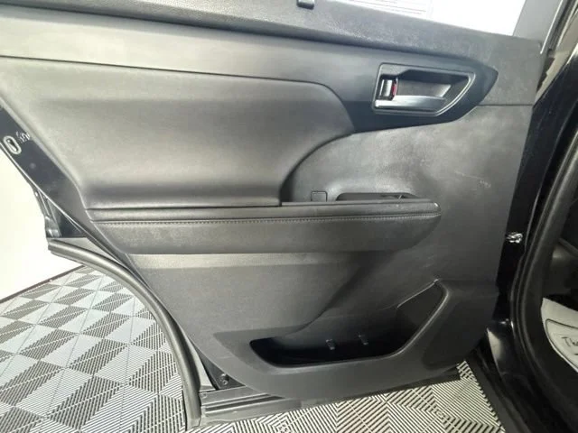 Used 2023 Black Toyota L image 21