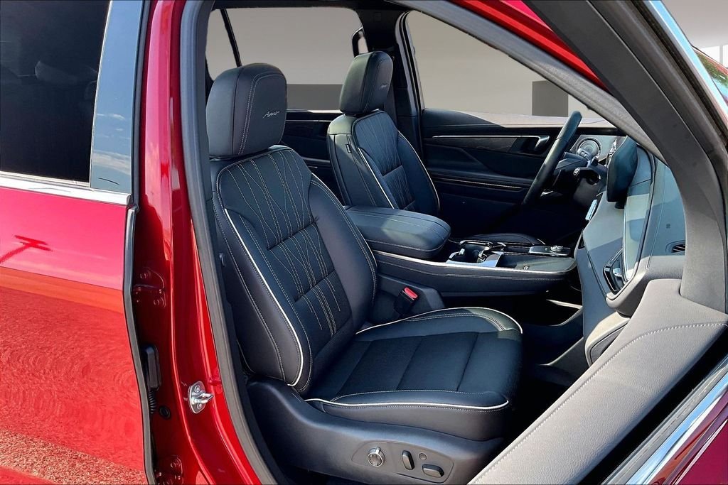 Used 2025 Red Buick Avenir image 7