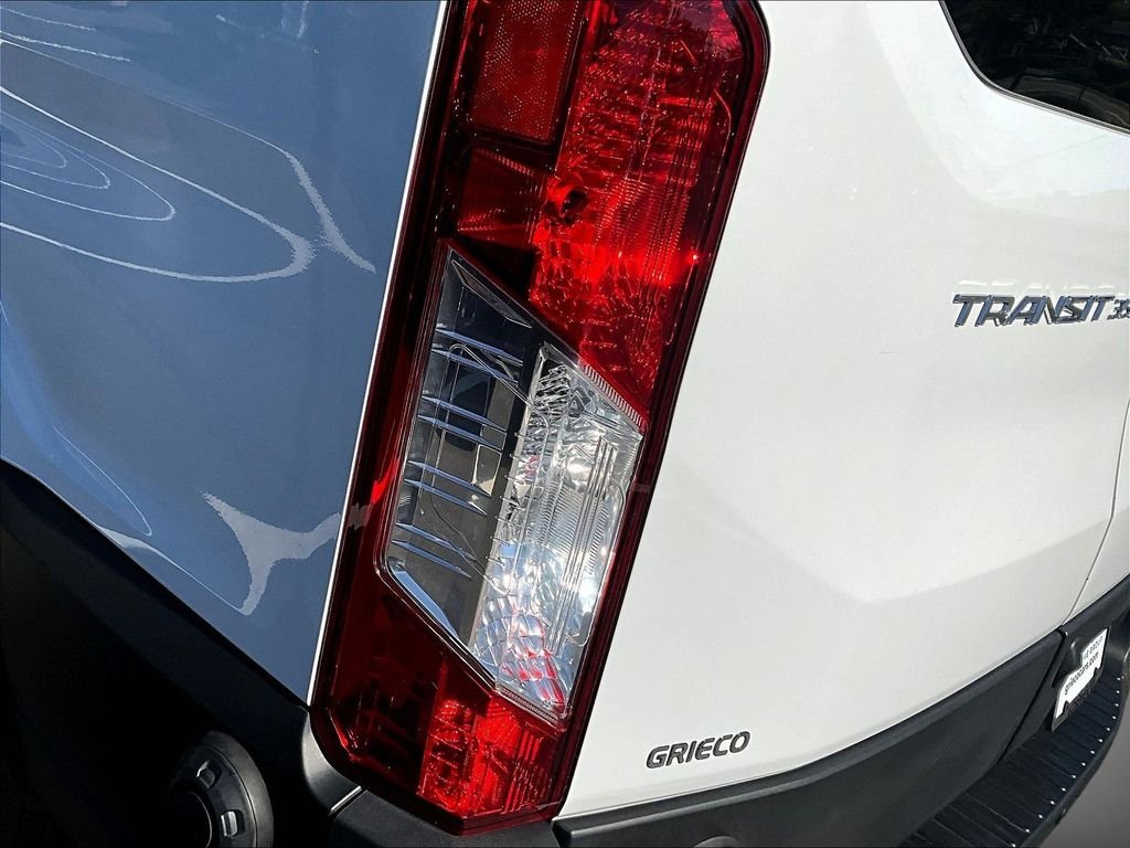 Used 2024 White Ford XLT image 25
