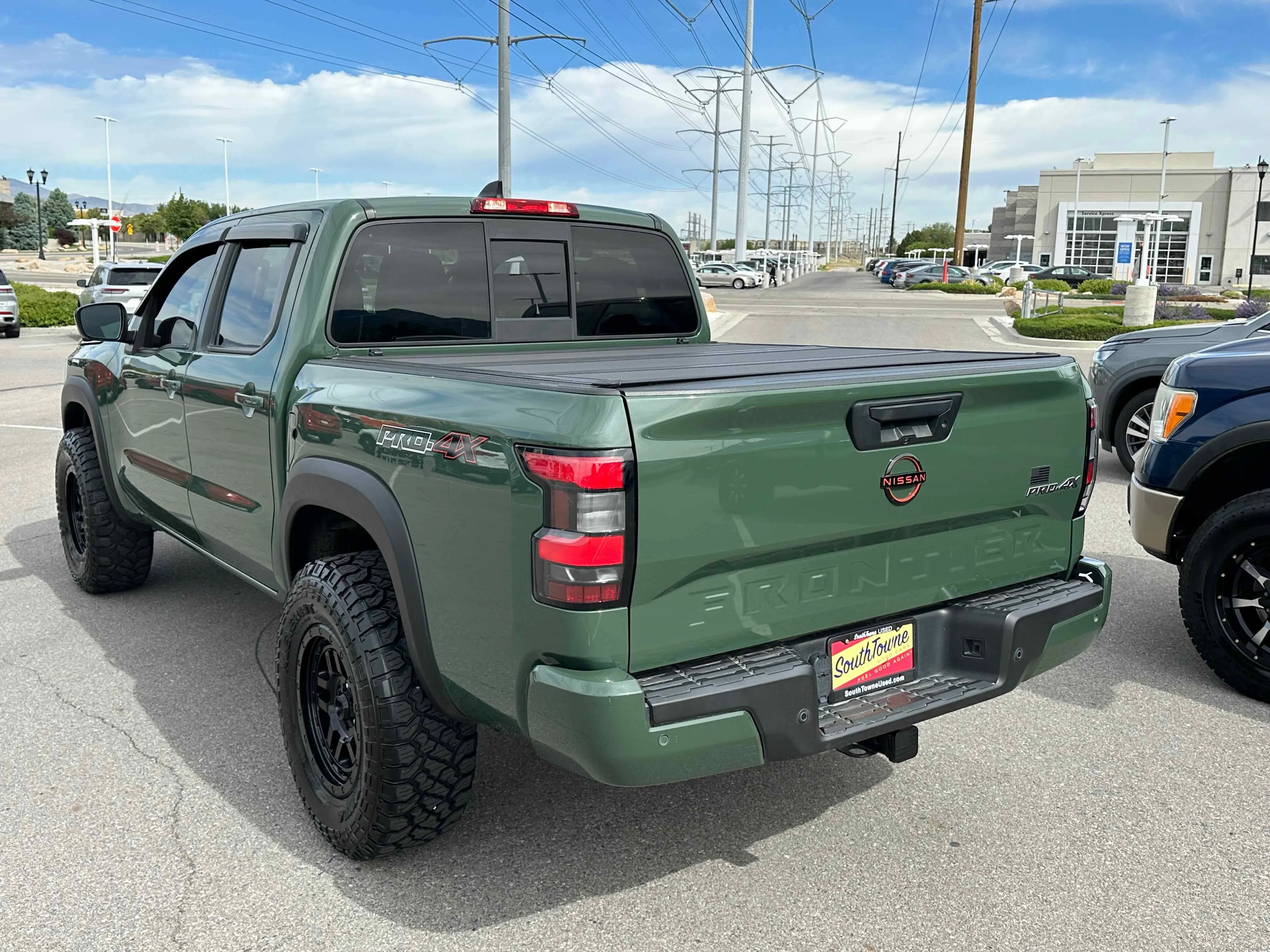 Used 2022 Tactical Green Metallic Nissan PRO-4X image 11