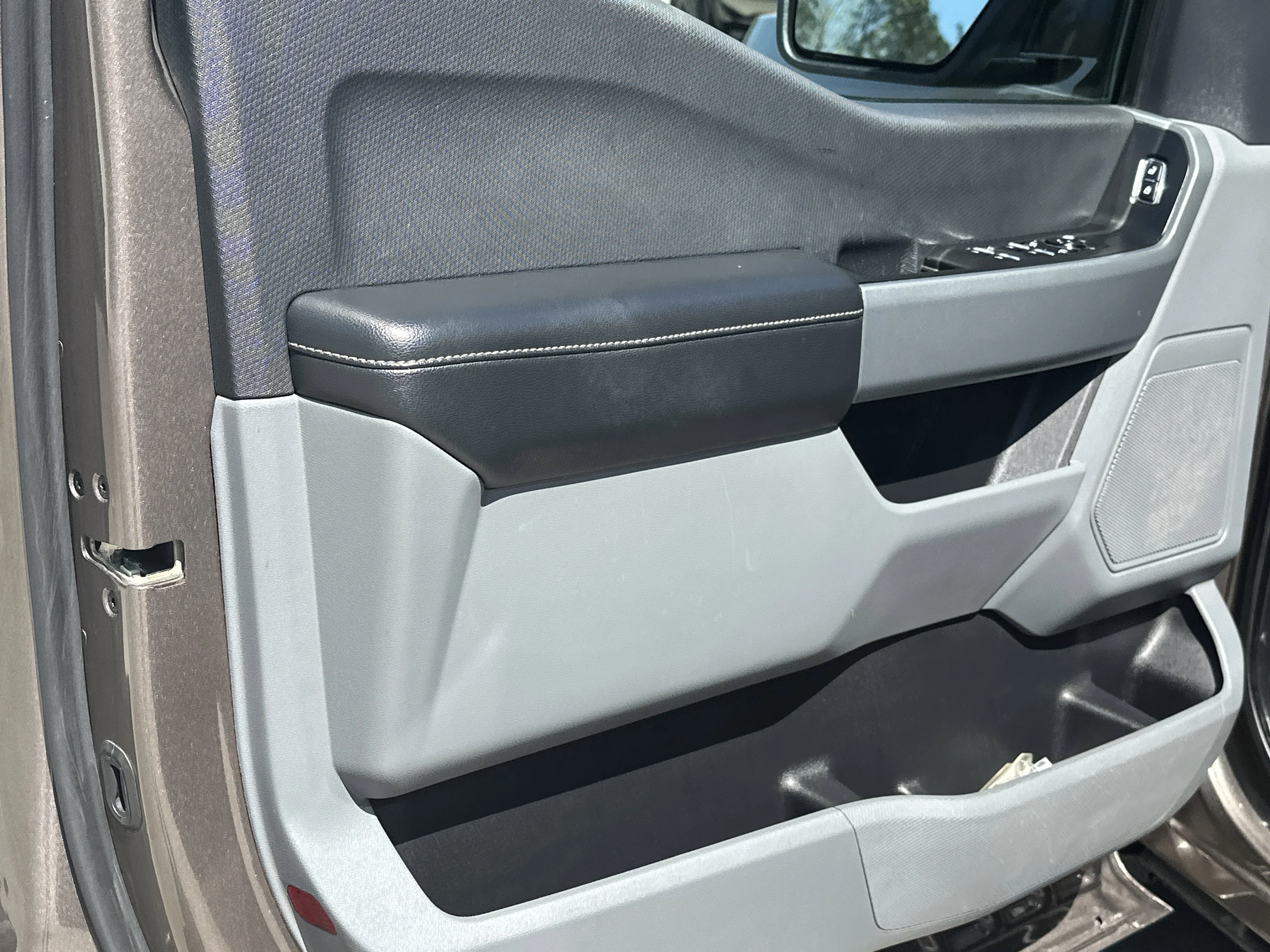 2023 Ford F-150 XLT - Photo 11