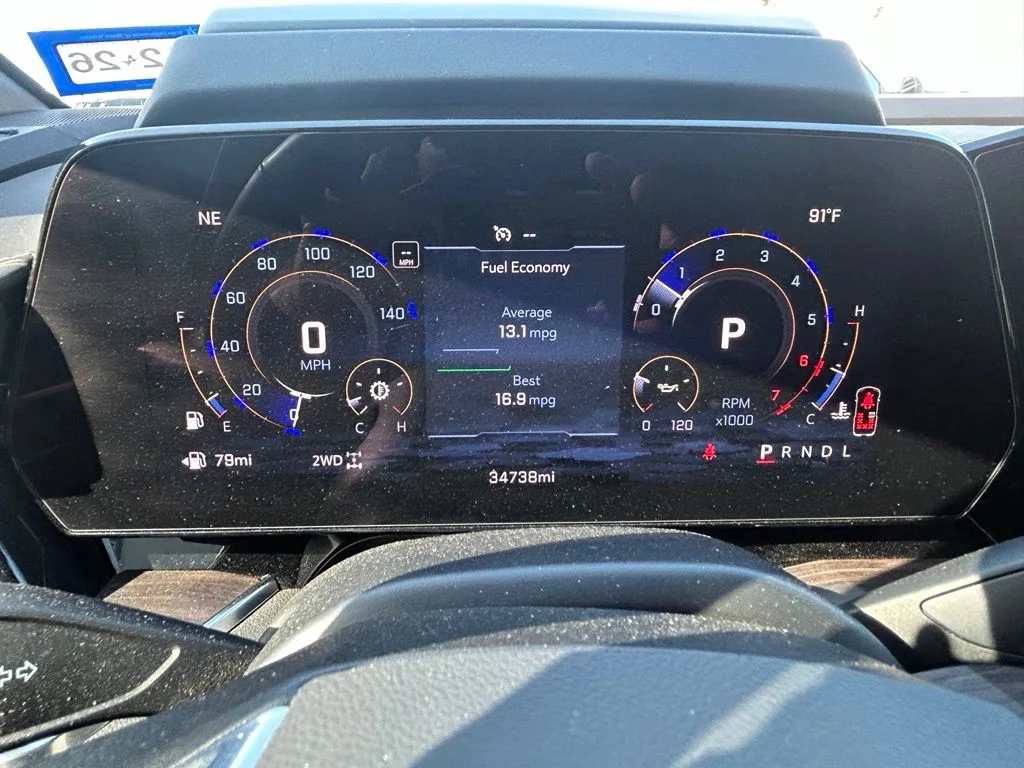 Used 2025 Black Chevrolet Z71 image 12