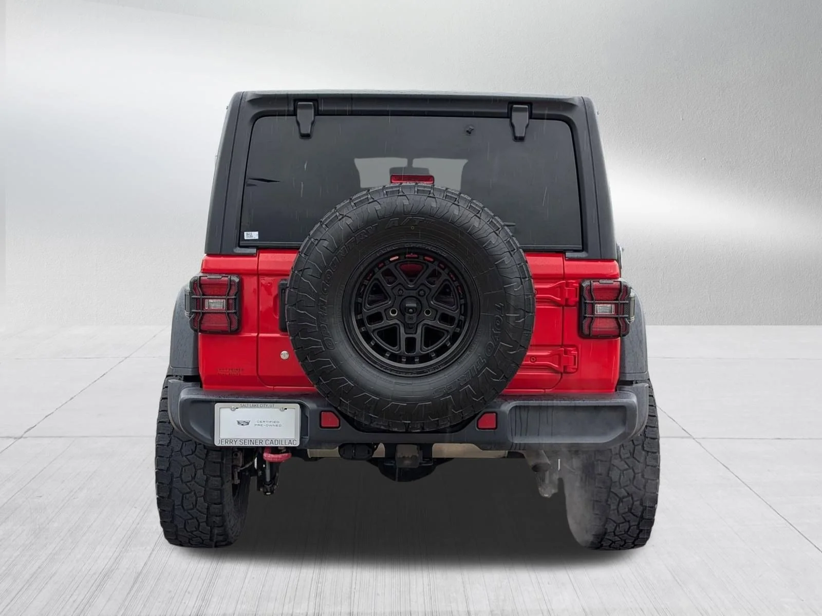 Used 2020 Firecracker Red Clearcoat Jeep Rubicon image 5