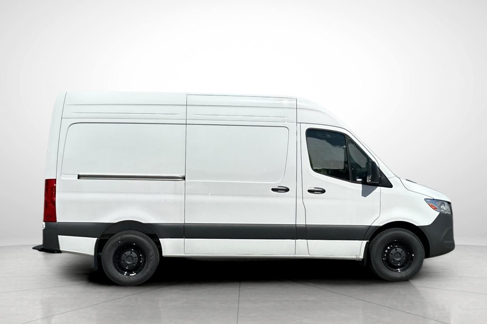 New 2025 Arctic White Mercedes-Benz Cargo 144 WB image 27