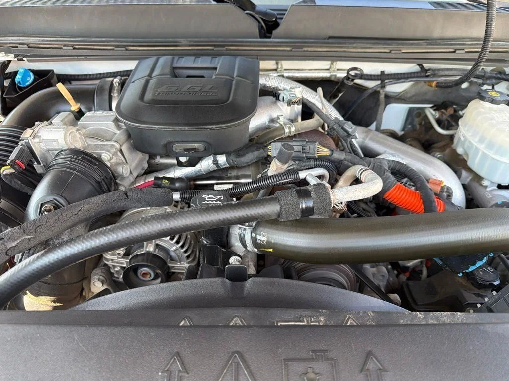 Used 2011 White GMC Denali image 8