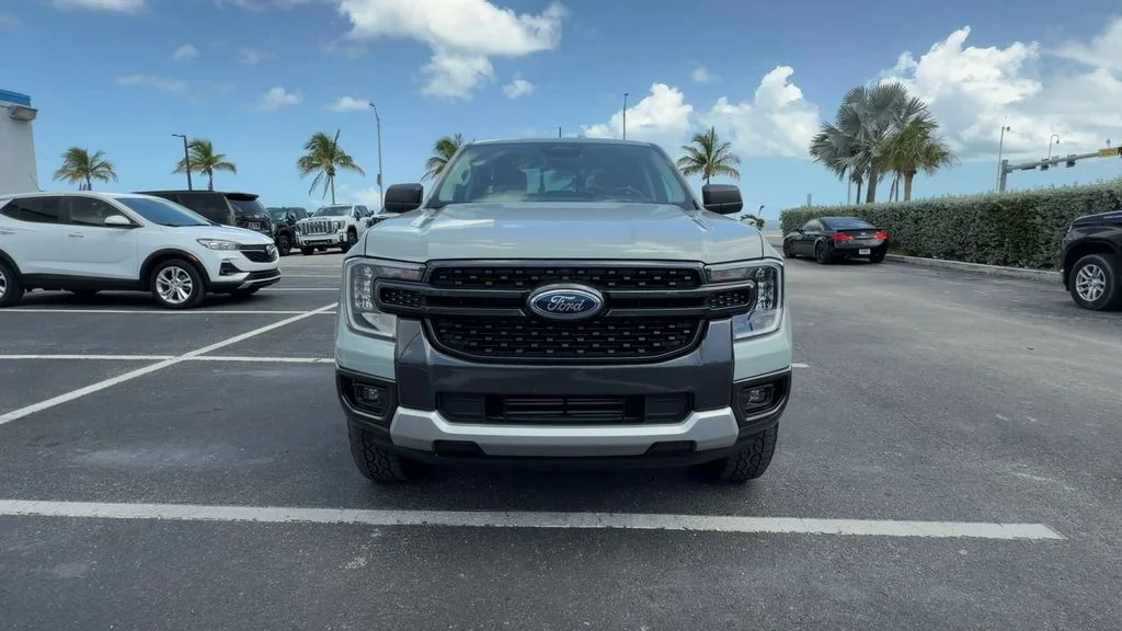 Used 2024 Green Ford XLT image 3