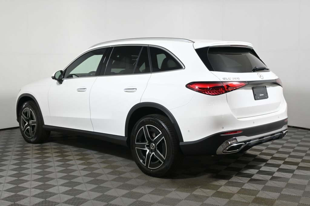 Used 2026 Polar White Mercedes-Benz GLC 300 image 4