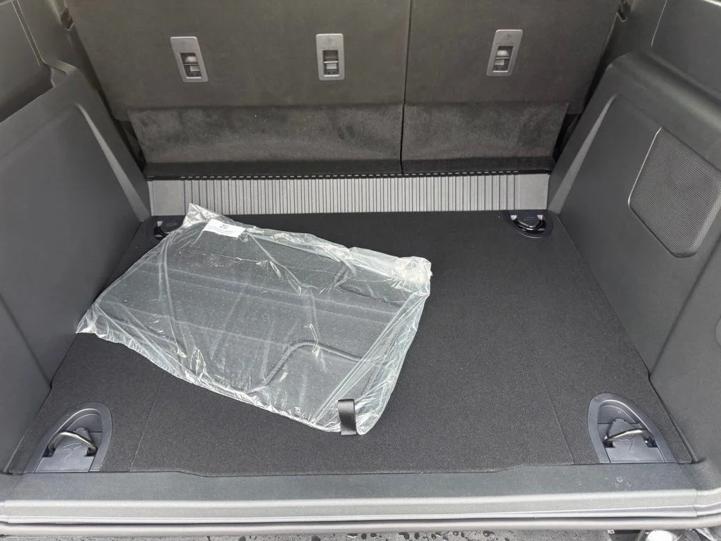 New 2026 Avalanche Gray Ford Big Bend® image 44